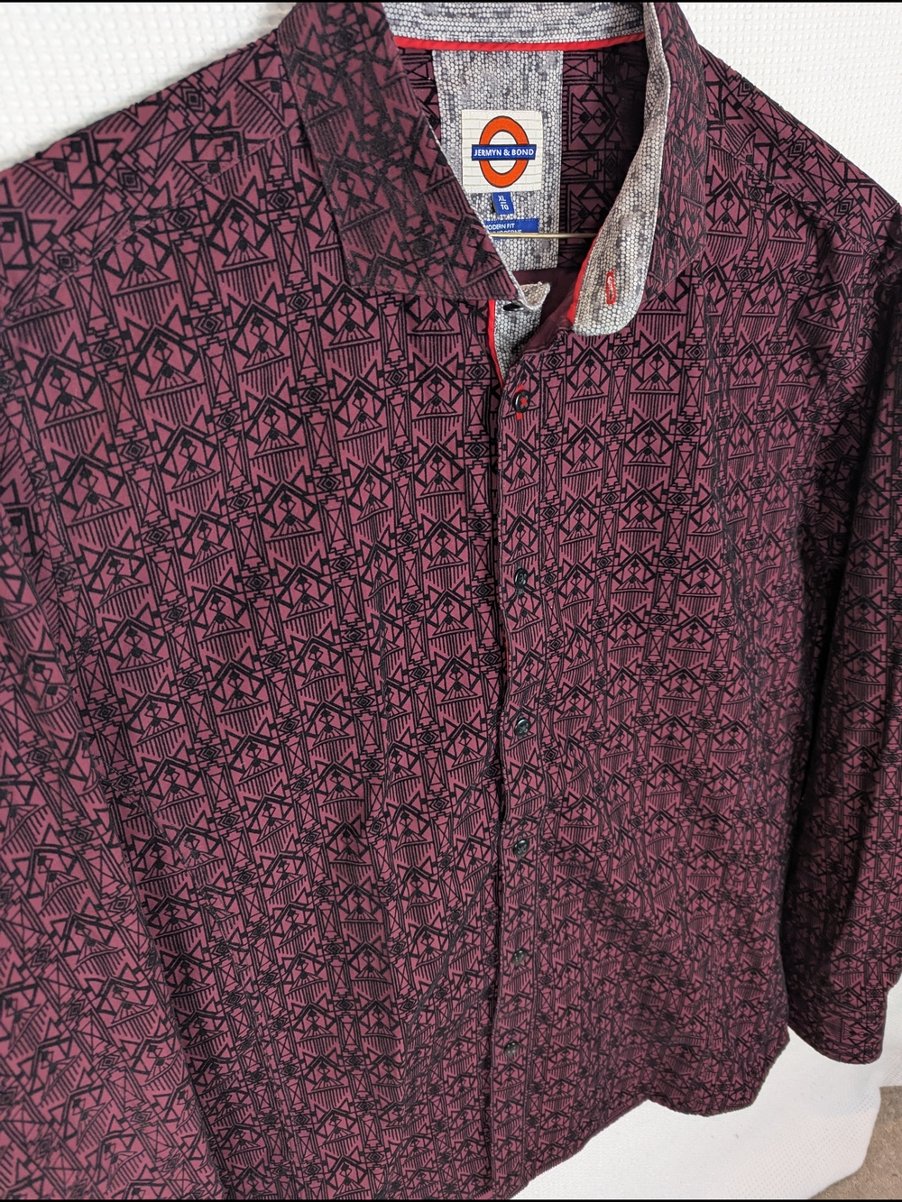 Men's Heavy Burgundy Button-Down Shirt With Geometric Flocked Pattern Mens XL